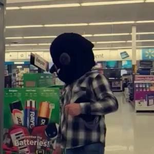 Meet your Posher, Eric